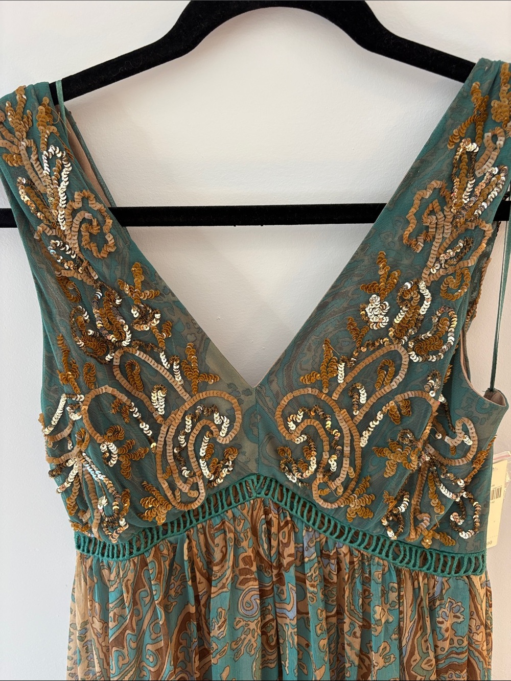 Never worn Ranna Gill Teal and Gold Embellished V-Neck Women’s Maxi Dress size